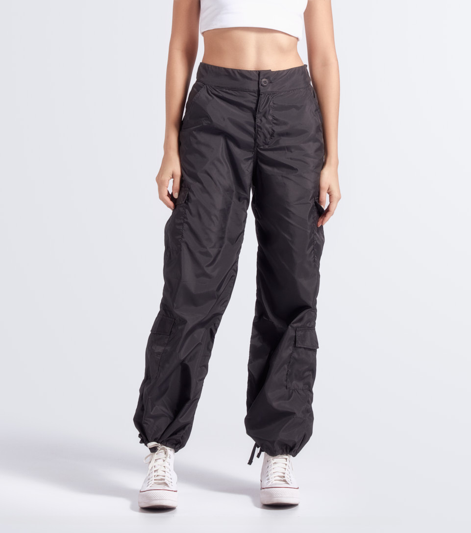 Daniela Pantalon Parachute Antifluido Unser 833288 NG