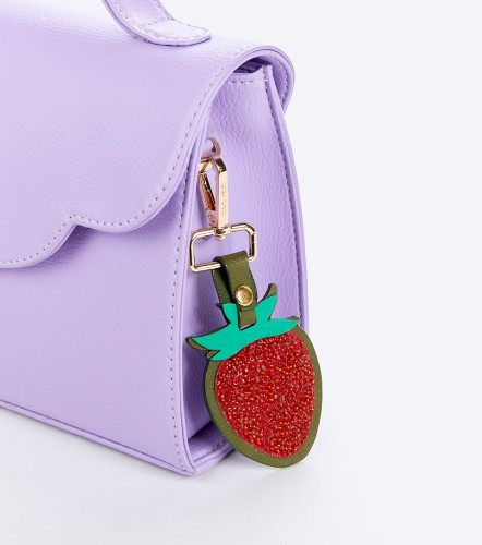 Rosa Llavero Forma De Fresa Con Decorado CloverVD