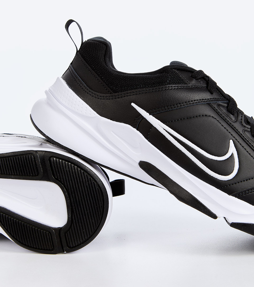 Tenis Nike Defyallday 127867 NG