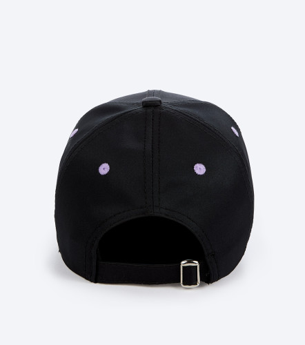 Gorra Para Mujer Unicolor Con Bordado Combinado DerekNG