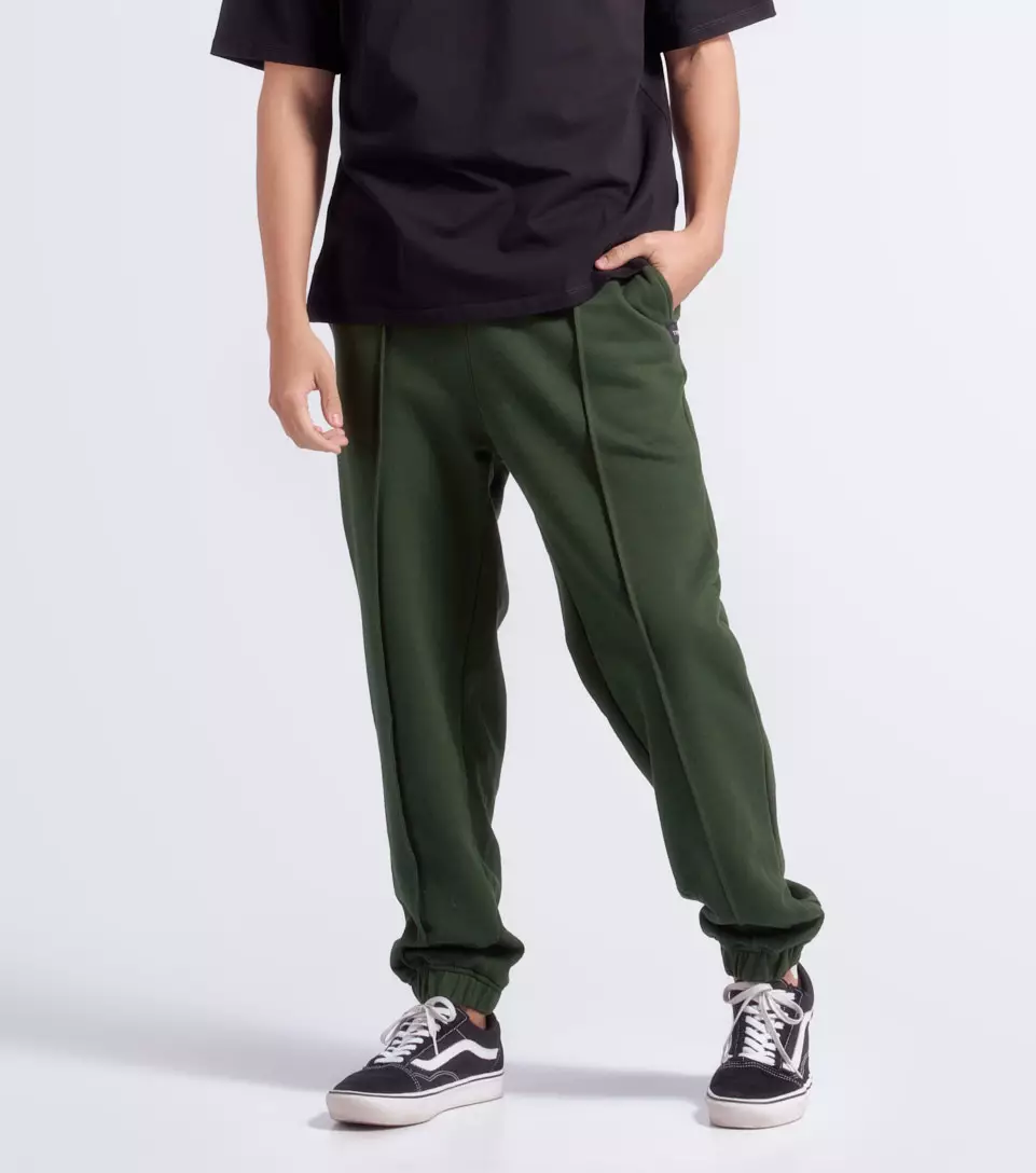 Adam Jogger En Burda Unicolor TyperVO