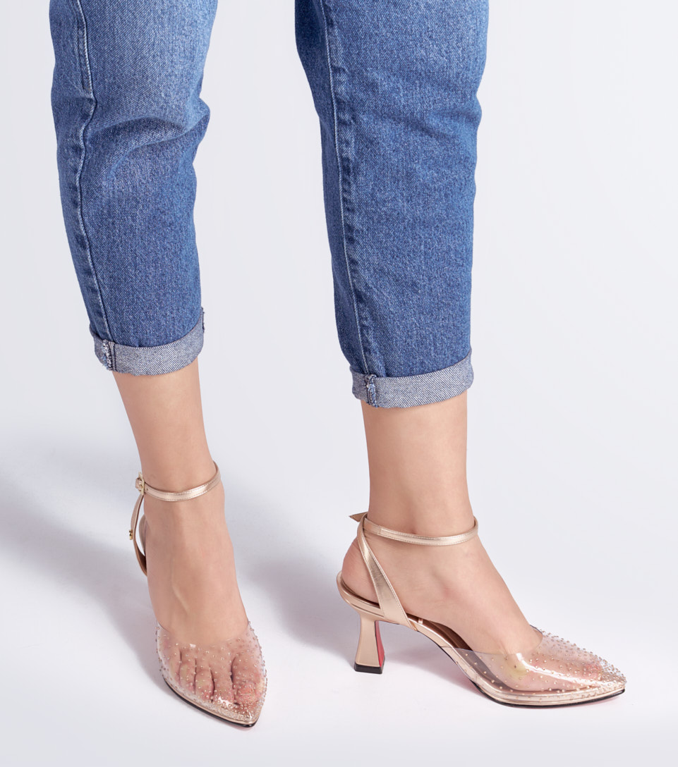 Donatella Zapatilla Stiletto Mas Brillo DerekNU