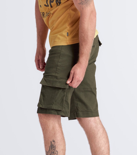 George Bermuda En Drill Con Corte Y Bolsillos UnserVD