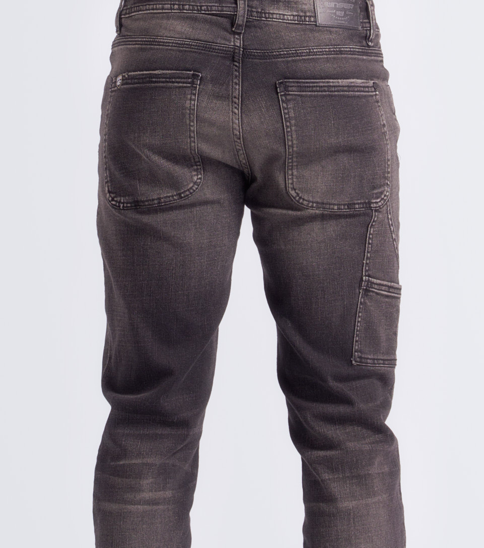 Jean para hombre molderia iron negro y bolsillos unser 833603