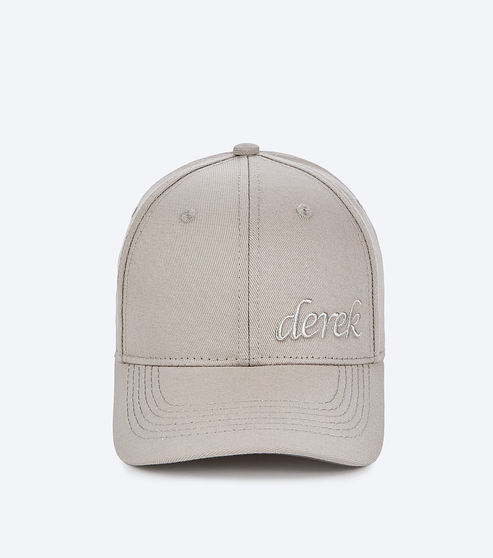 Gorra Unicolor Para Mujer Con Bordado Katia Derek 832474 AR