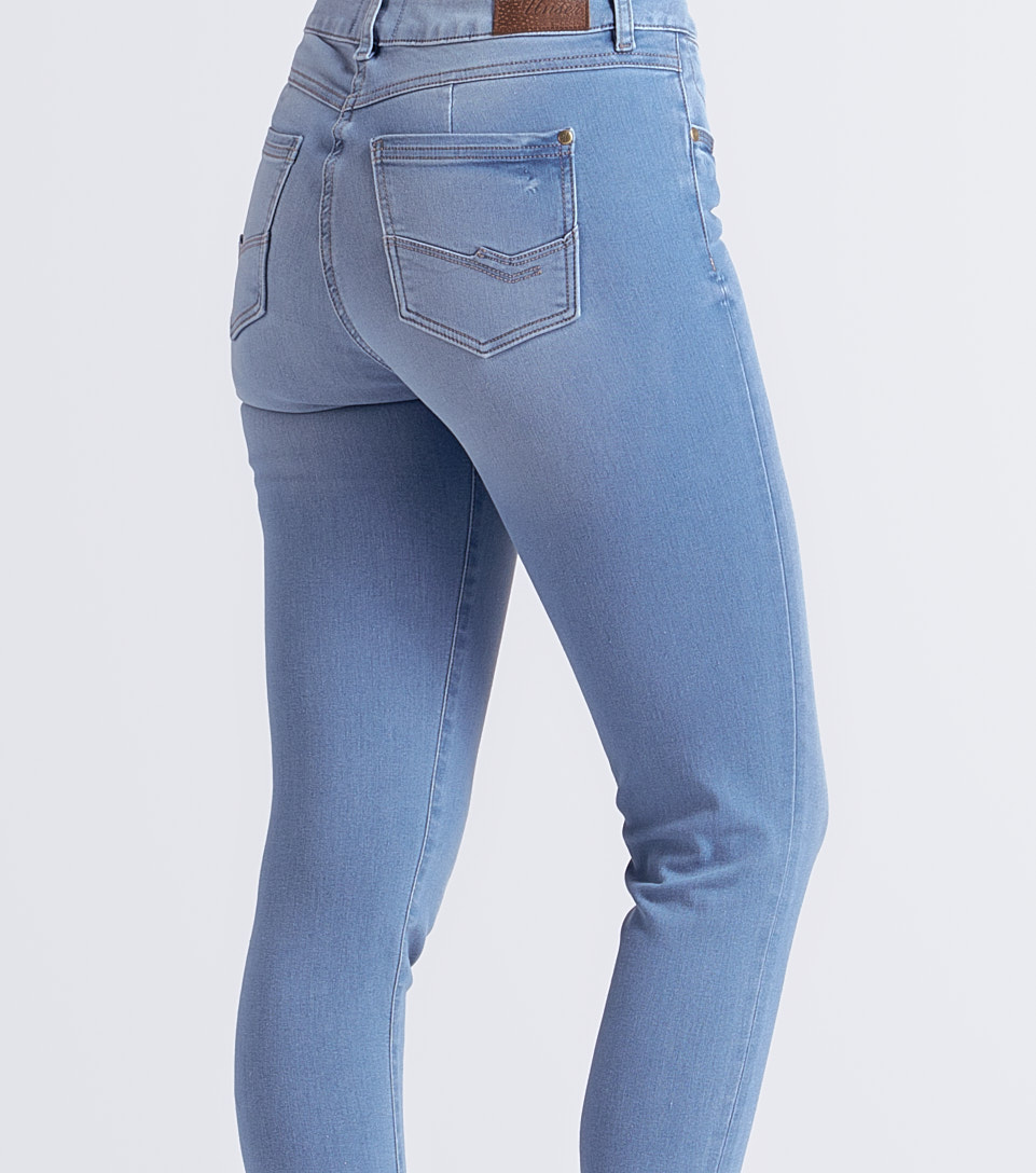 Jean Para Mujer Con Proceso Claro Unser 826796 AC