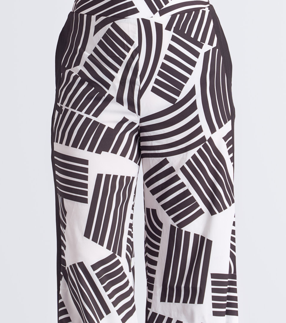 Pantalon Para Mujer Estampado Bota Flare Derek 834992 NG