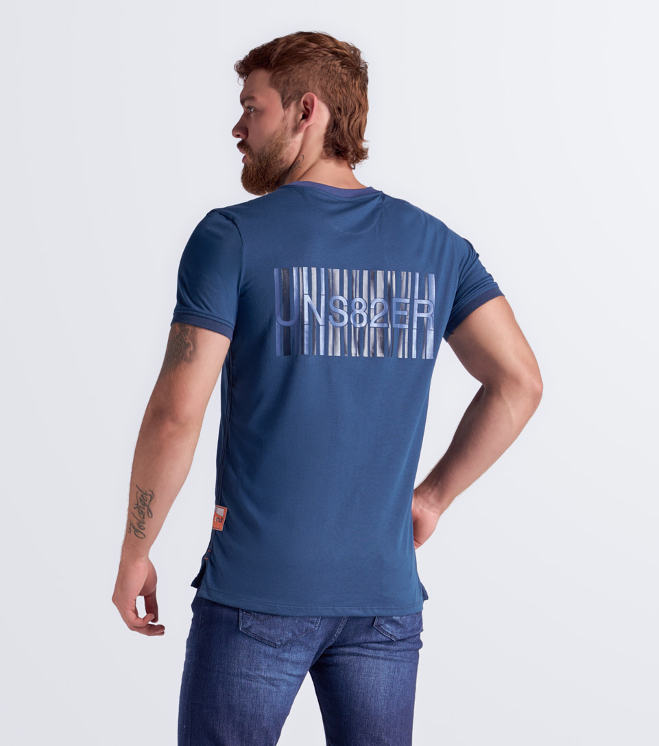 T Shirt Para Hombre Molderia Comfort Unicolor Con Estampado Unser 833232 AZ