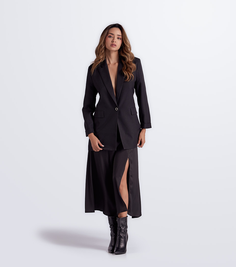 Blazer Para Mujer Manga Larga Unicolor Camila Derek 832794 AR