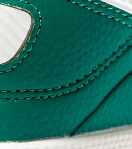 Tenis Con Cordon Ajustable En Material TyperVD