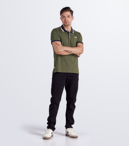 Slim Bryan Polo Unicolor Con Cuello Tejido UnserVD