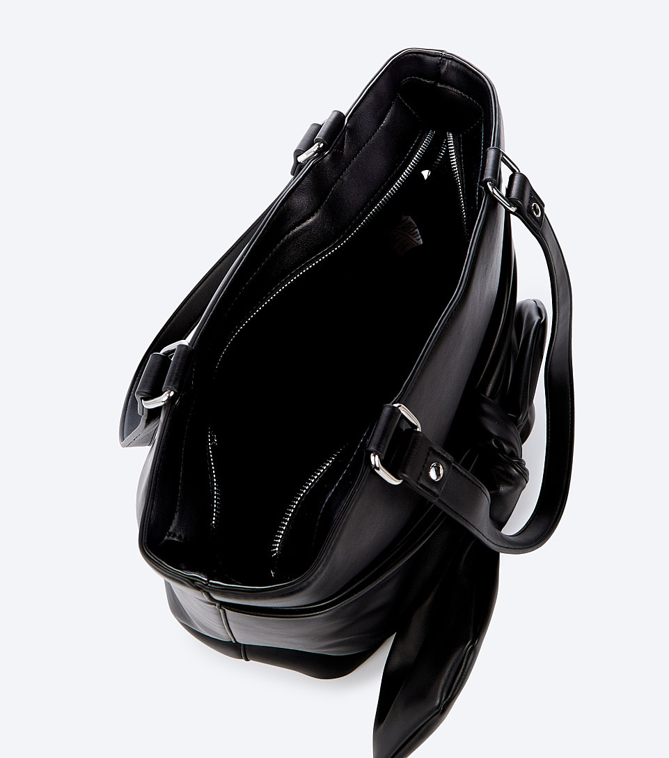 Bolso Crossbody Unicolor Derek 833385 AR