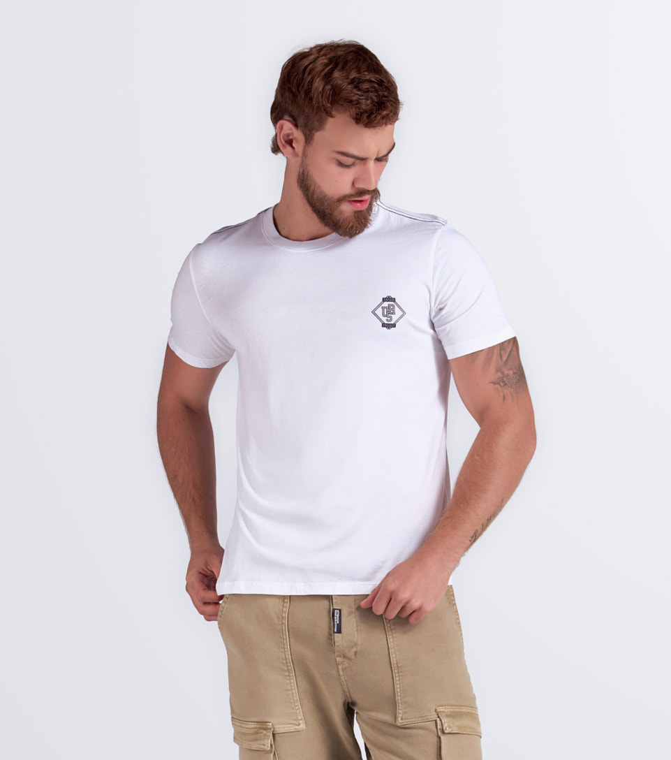 Camiseta Para Hombre Molderia Comfort Cuello V Unicolor Con Estampado UnserBL