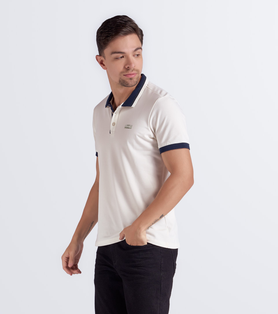 Slim Bryan Polo Unicolor Con Cuello Tejido Unser 834239 AR