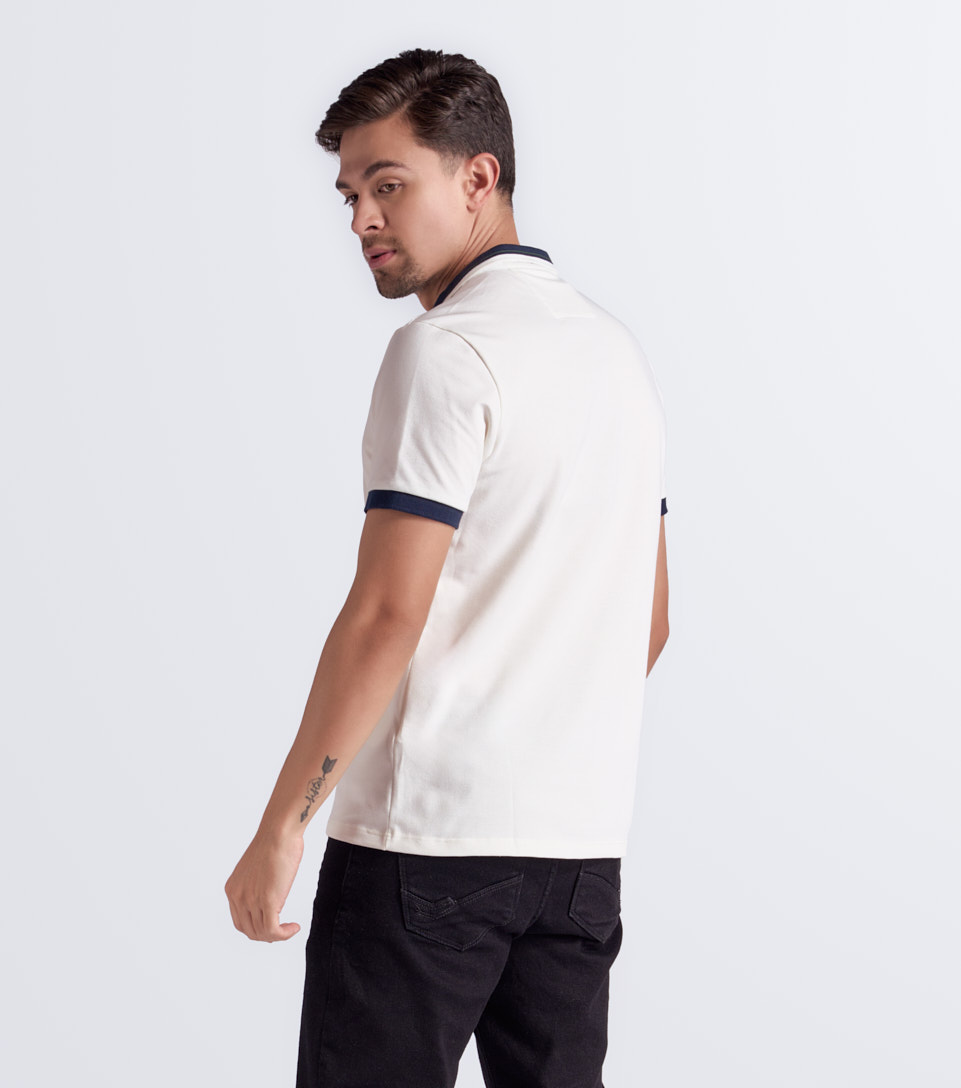 Slim Bryan Polo Unicolor Con Cuello Tejido Unser 834239 AR