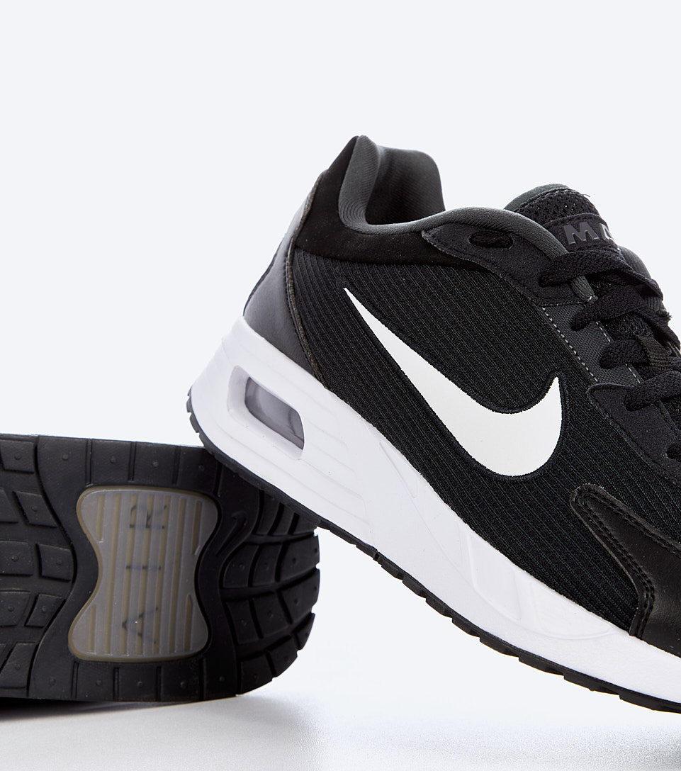 Tenis Nike Air Max Solo 129688 