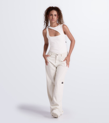 Annie Body Slimfit Con Cortes TyperAR