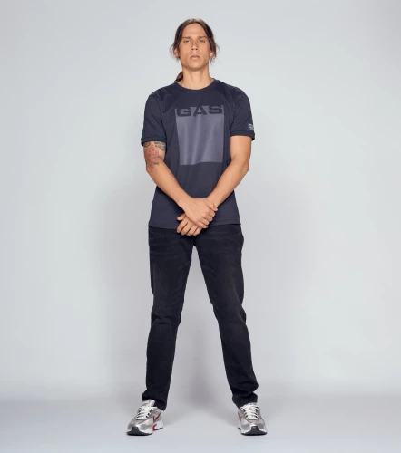 Kunno Camiseta Slim Fit Masculina GasAO