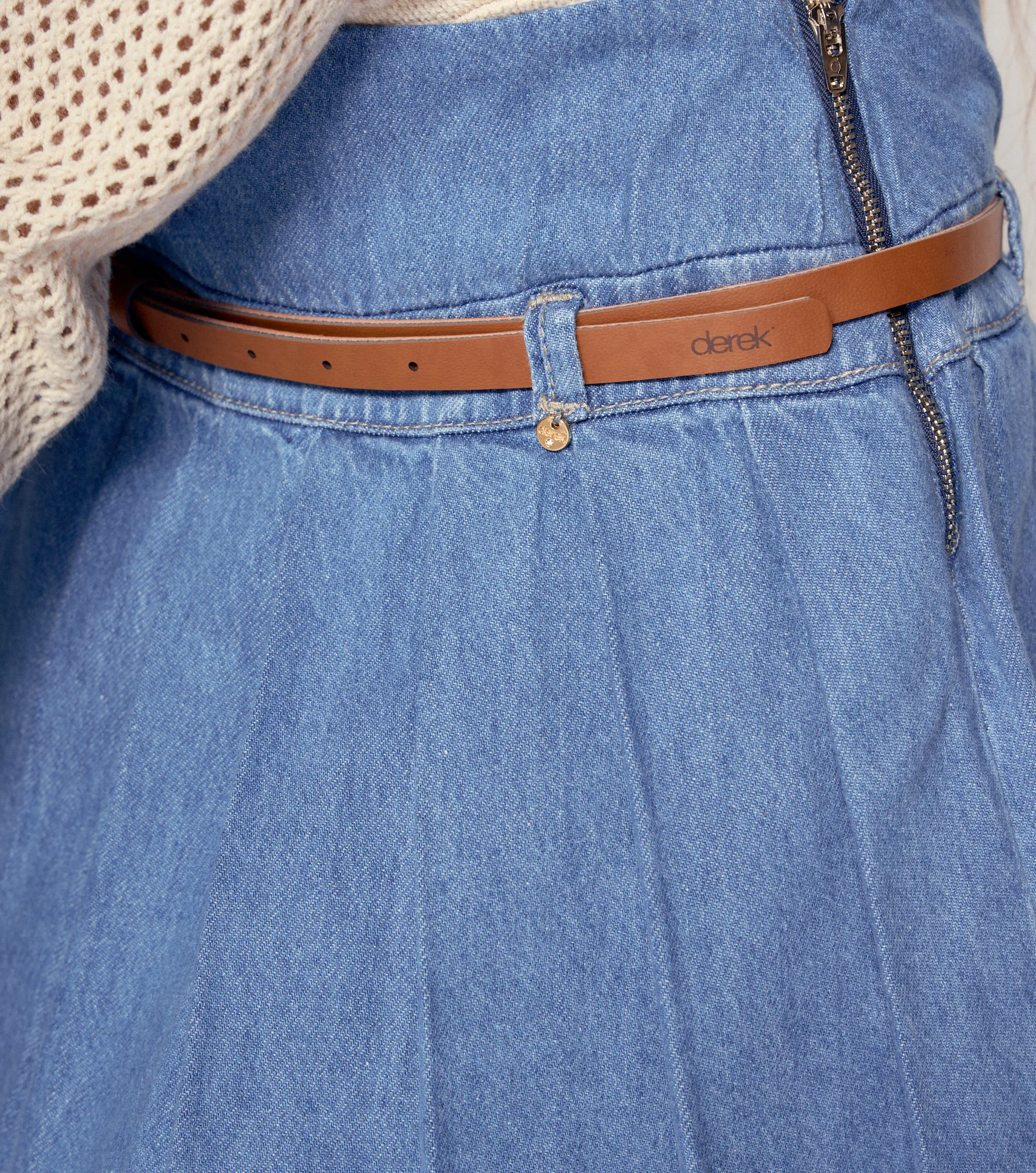 Falda Para Mujer Corta Con Pliegues Unicolor Olivia Derek 834314 AZ