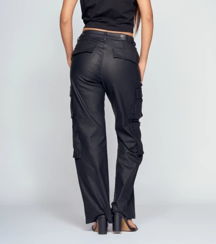 Jean Tipo Cargo En Cuerina Praga Charlize DerekNG