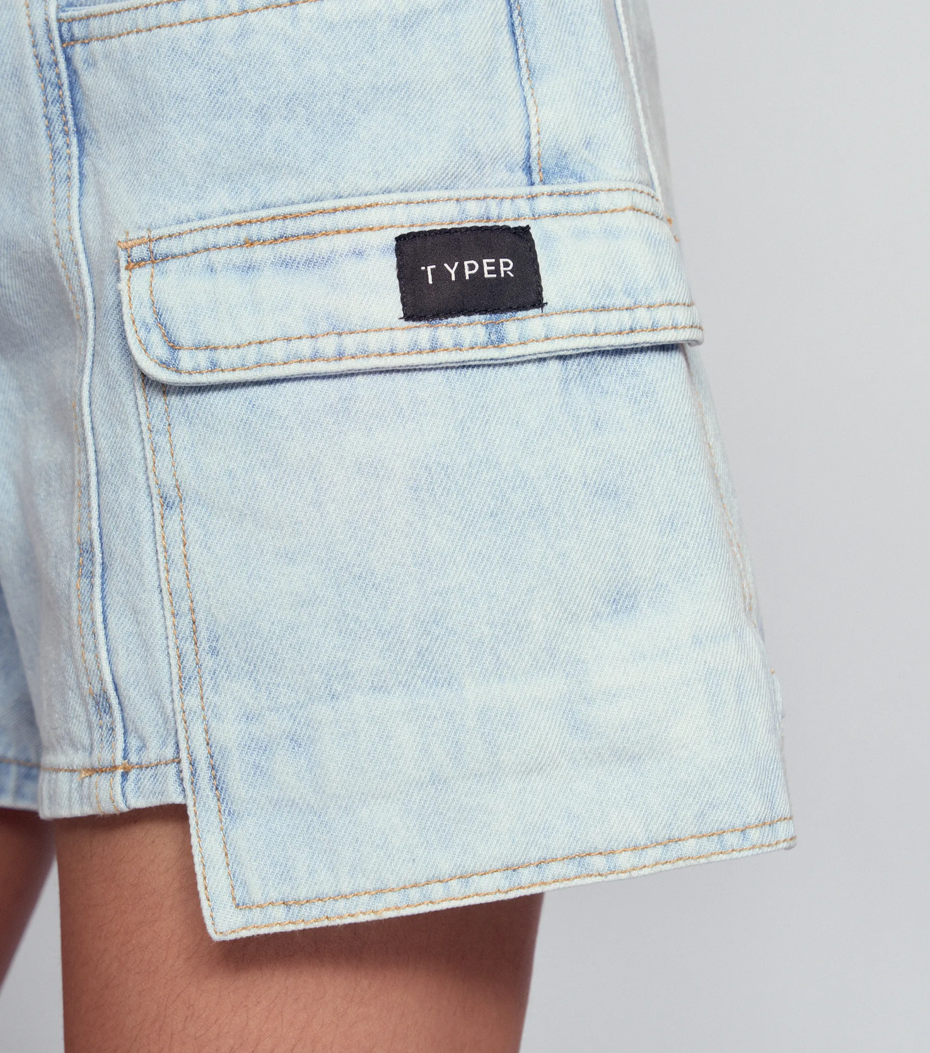 Luciana Short Tipo Cargo En Denim Typer 832105 