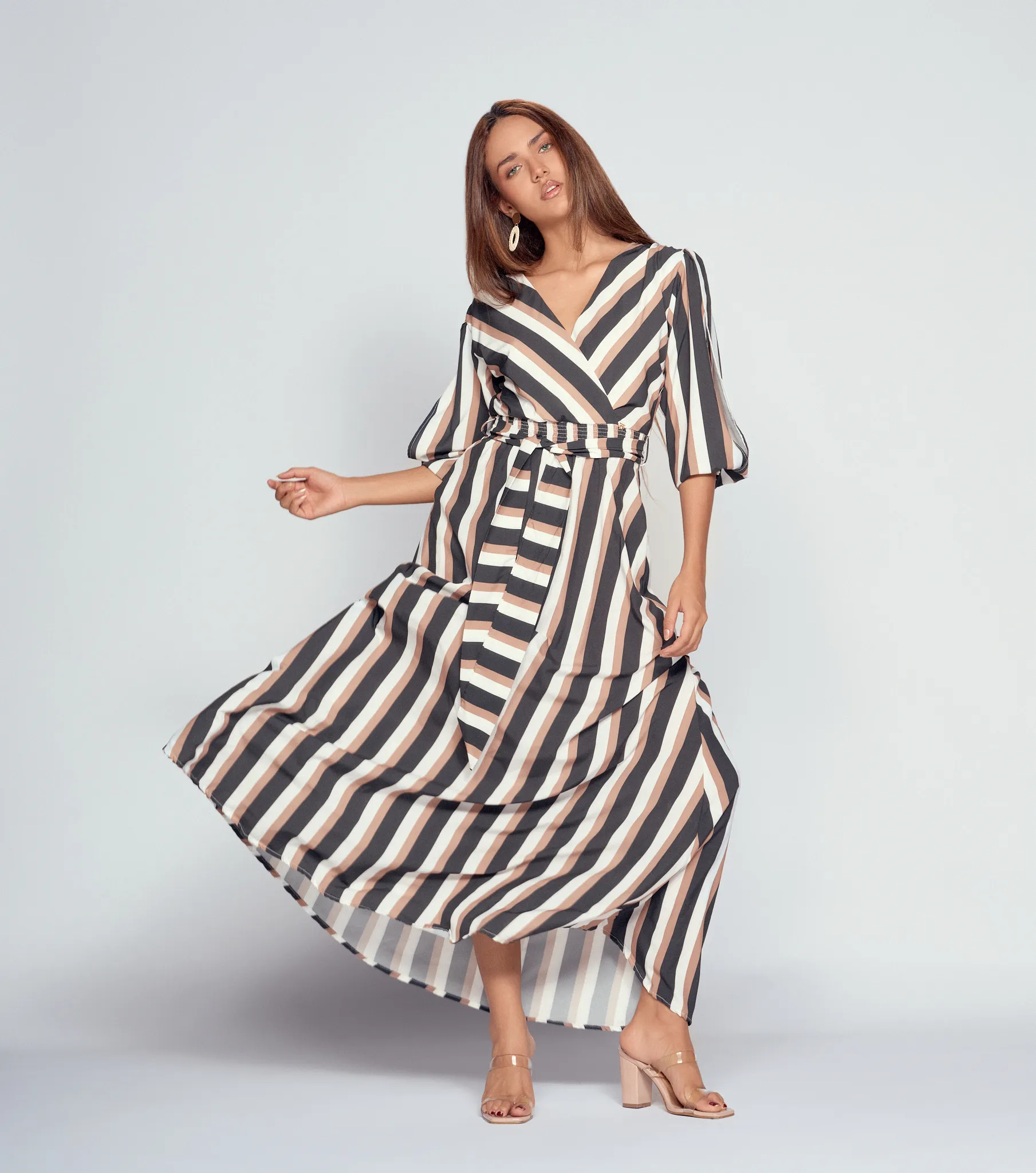 Vestido Largo Estampado Cruzado En Delantero Derek 833841 KQ