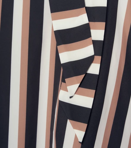 Vestido Largo Estampado Cruzado En Delantero DerekKQ