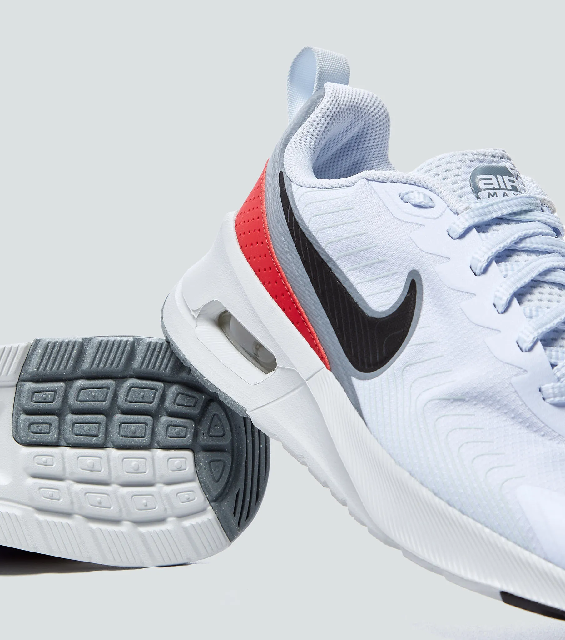 Tenis Nike Air Max Nauxis 130040 