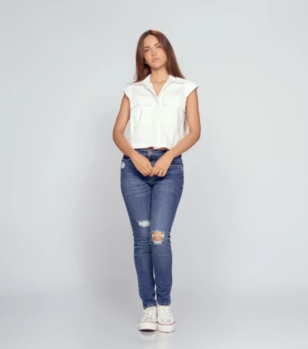 Yuliana Blusa Unicolor Con Bolsillo Y Cuello UnserBL