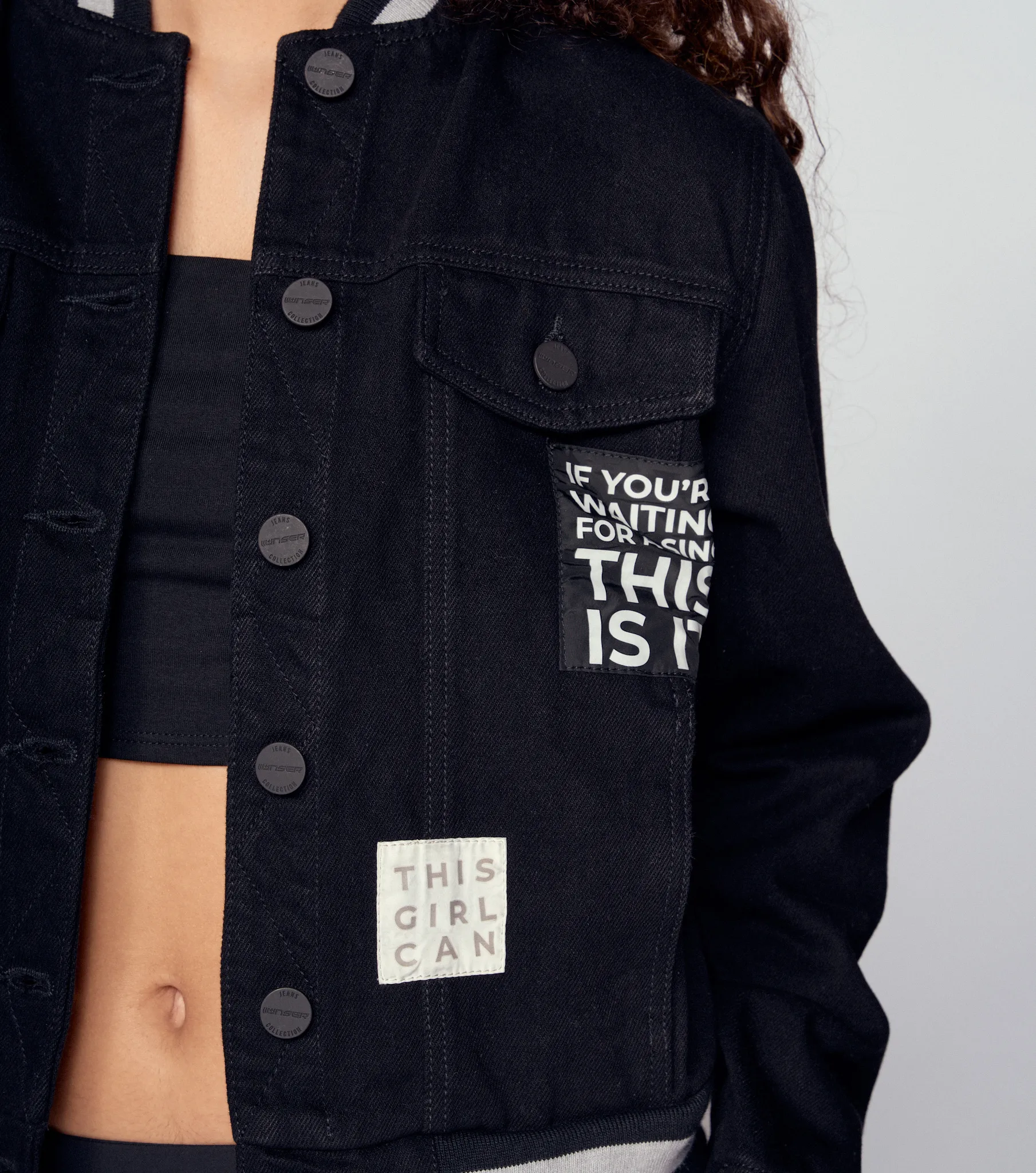 Amanda Chaqueta En Indigo Con Parches Y Tejidos Unser 830849 NG