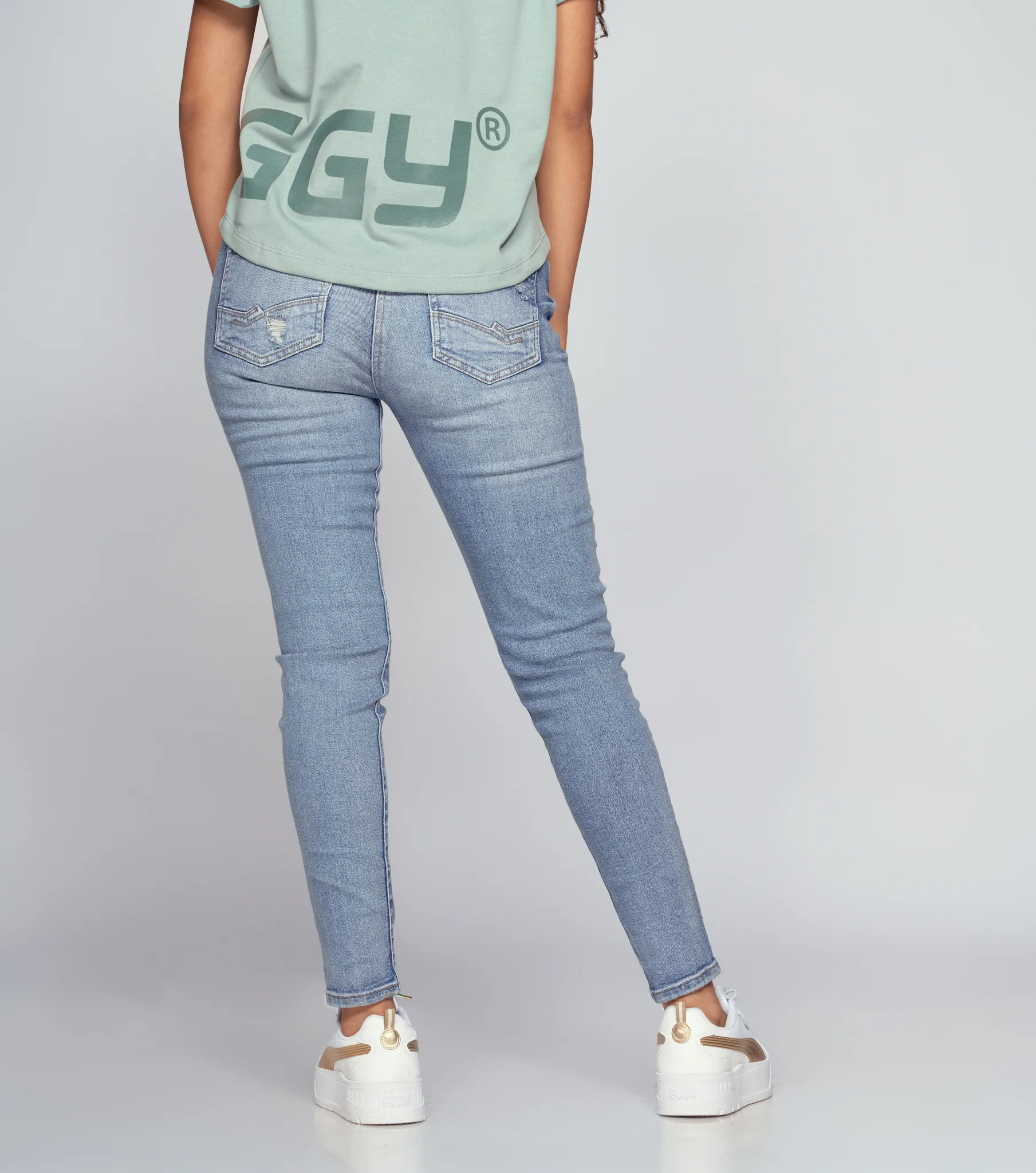 Bernes Selena Jean Con Proceso Y Bolsillos Unser 831802 AZ