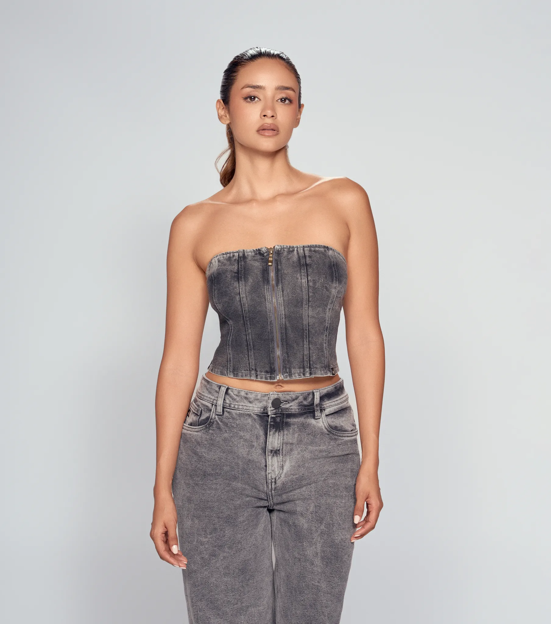 Brianna Blusa Straple En Denim Con Proceso Y Cremallera Unser 832673 GR