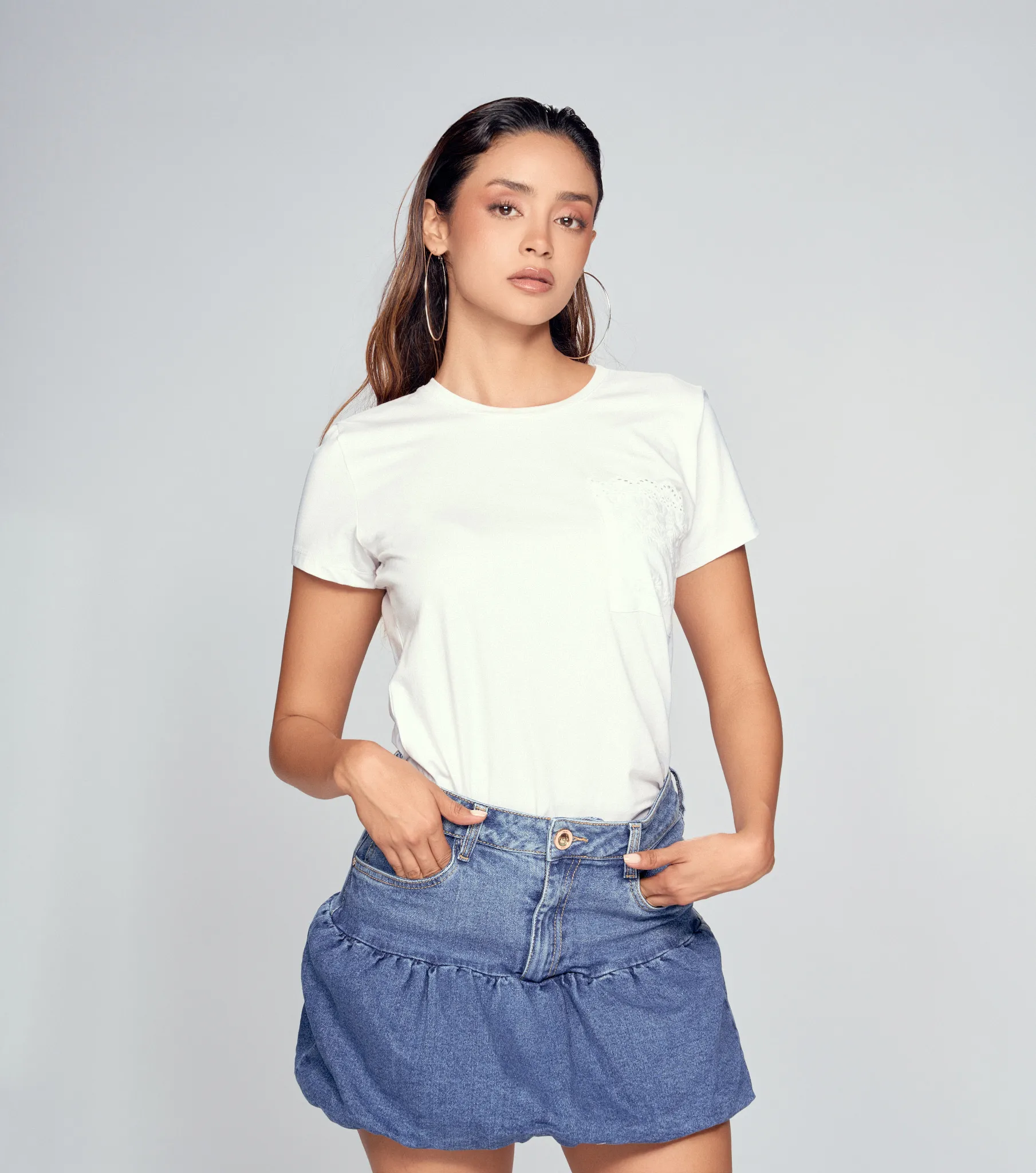 Camila Camiseta Con Bolsillo En Ojalillo Derek Lovely 835006 BL