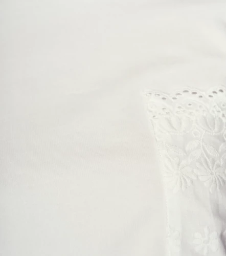 Camila Camiseta Con Bolsillo En Ojalillo Derek LovelyBL