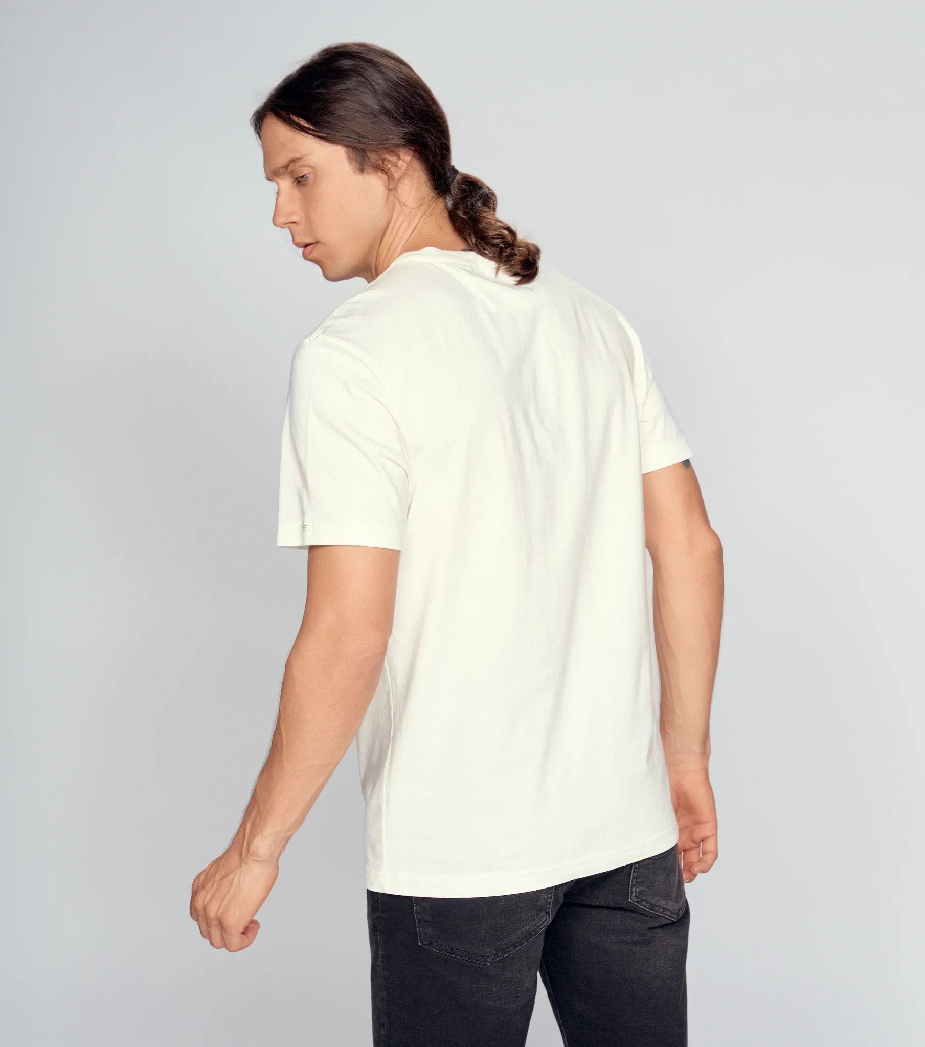 Camiseta Americanino Mc Slim Fit 129913 CR