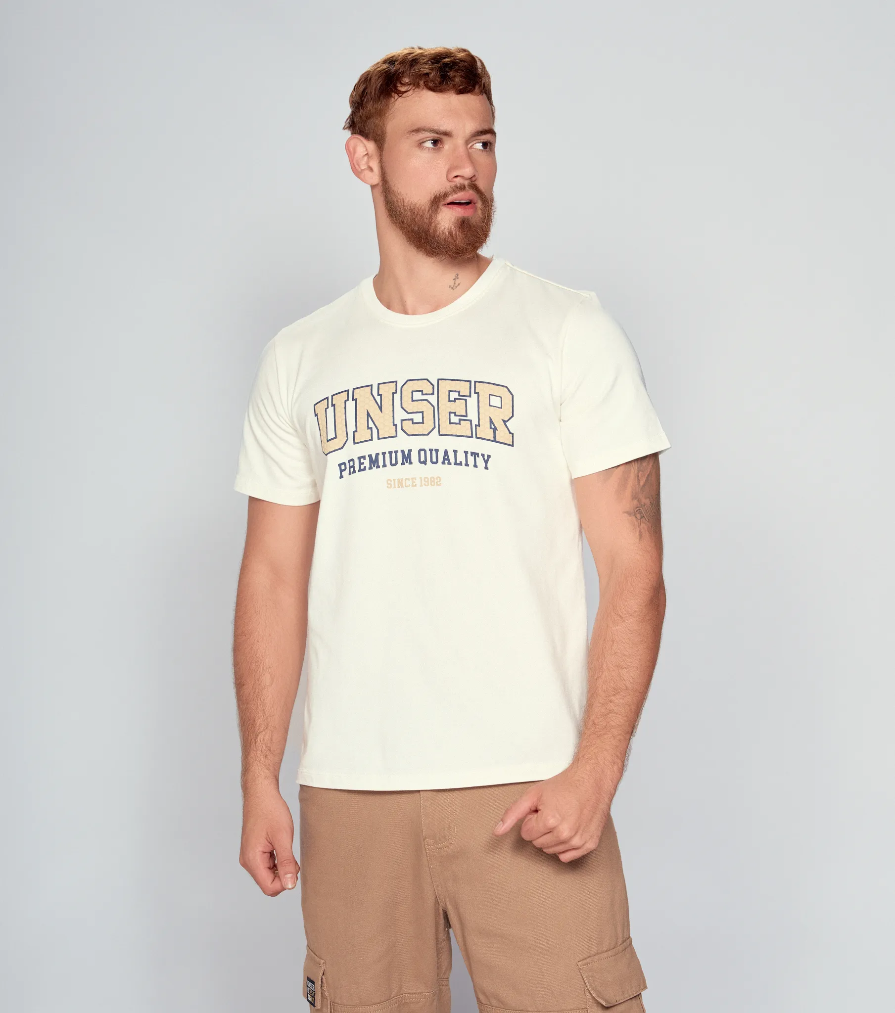 Camiseta Para Hombre Comfort Manga Corta Unicolor Con Estampado Unser 834107 AR