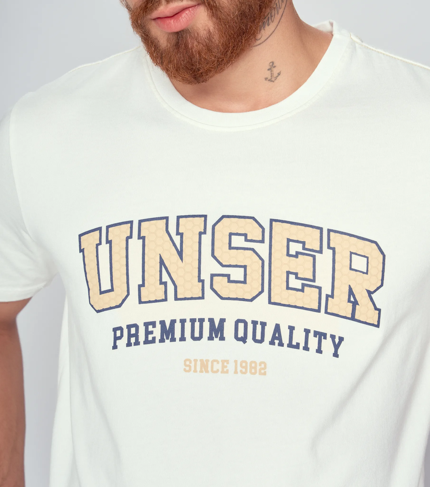 Camiseta Para Hombre Comfort Manga Corta Unicolor Con Estampado Unser 834107 AR