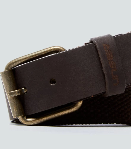 Carlos Correa Unicolor En Cuero Con Reata UnserCF