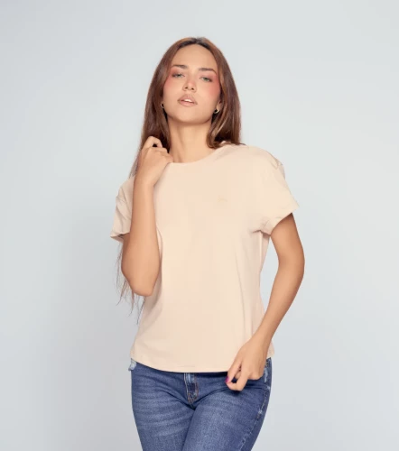 Cleo Camiseta Relaxed Fit Femenina Con Guardapolvo En MangaBG