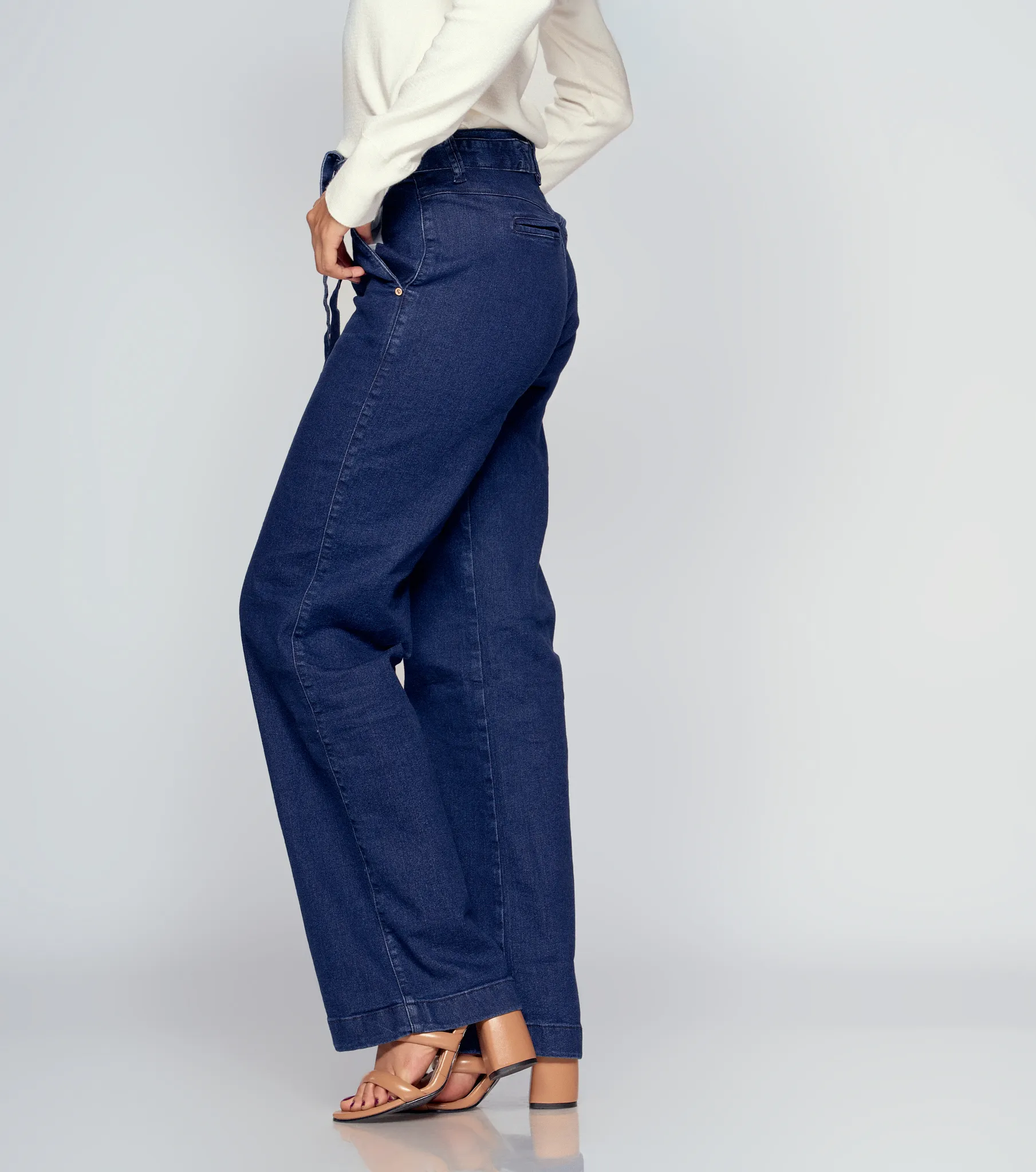 Jean Bota Recta Con Cinturon Praga Helena Derek 834737 AZ