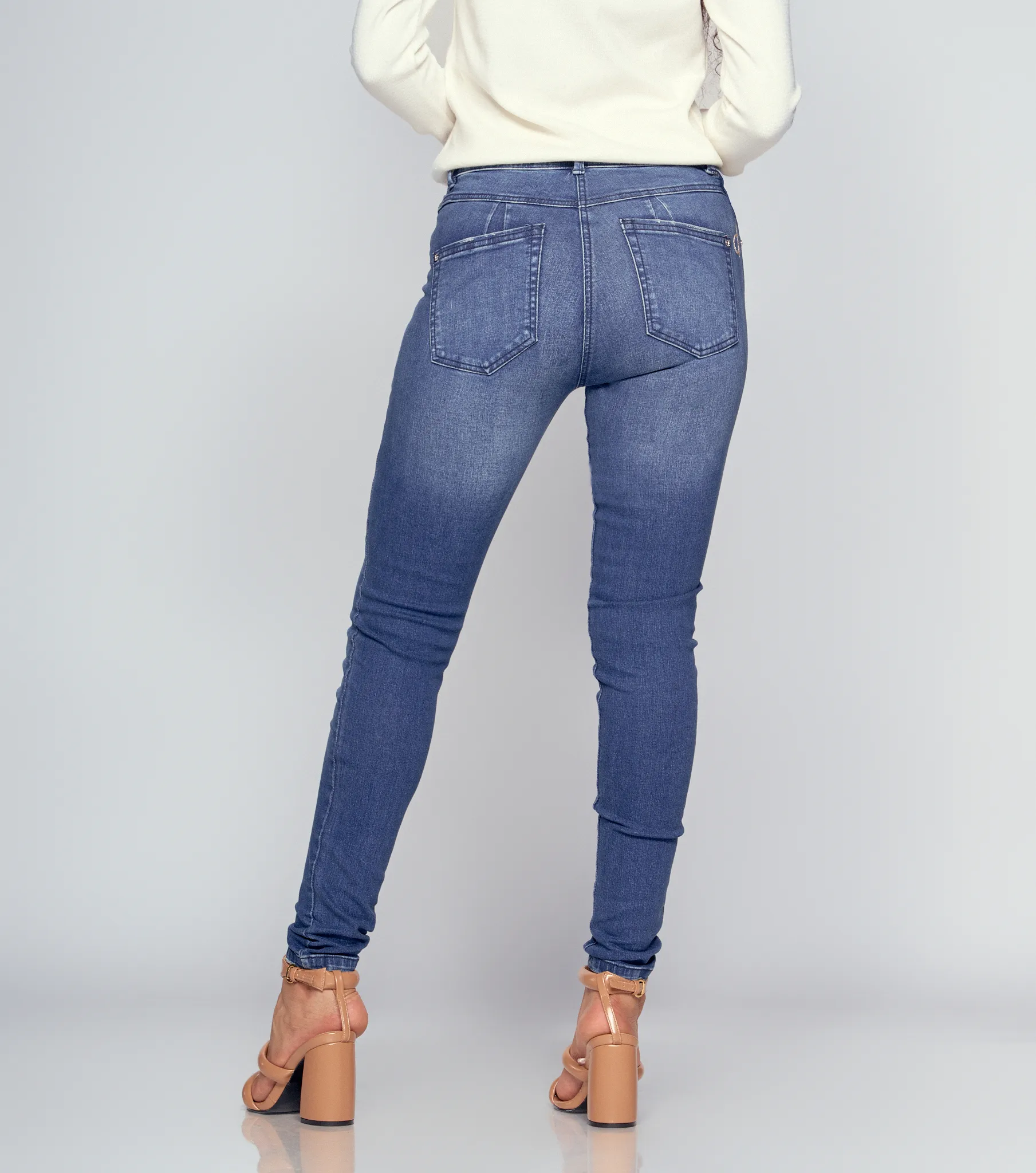 Jean Para Mujer Pull Up Bota Skinny Barcelona Angela Derek 832401 AZ