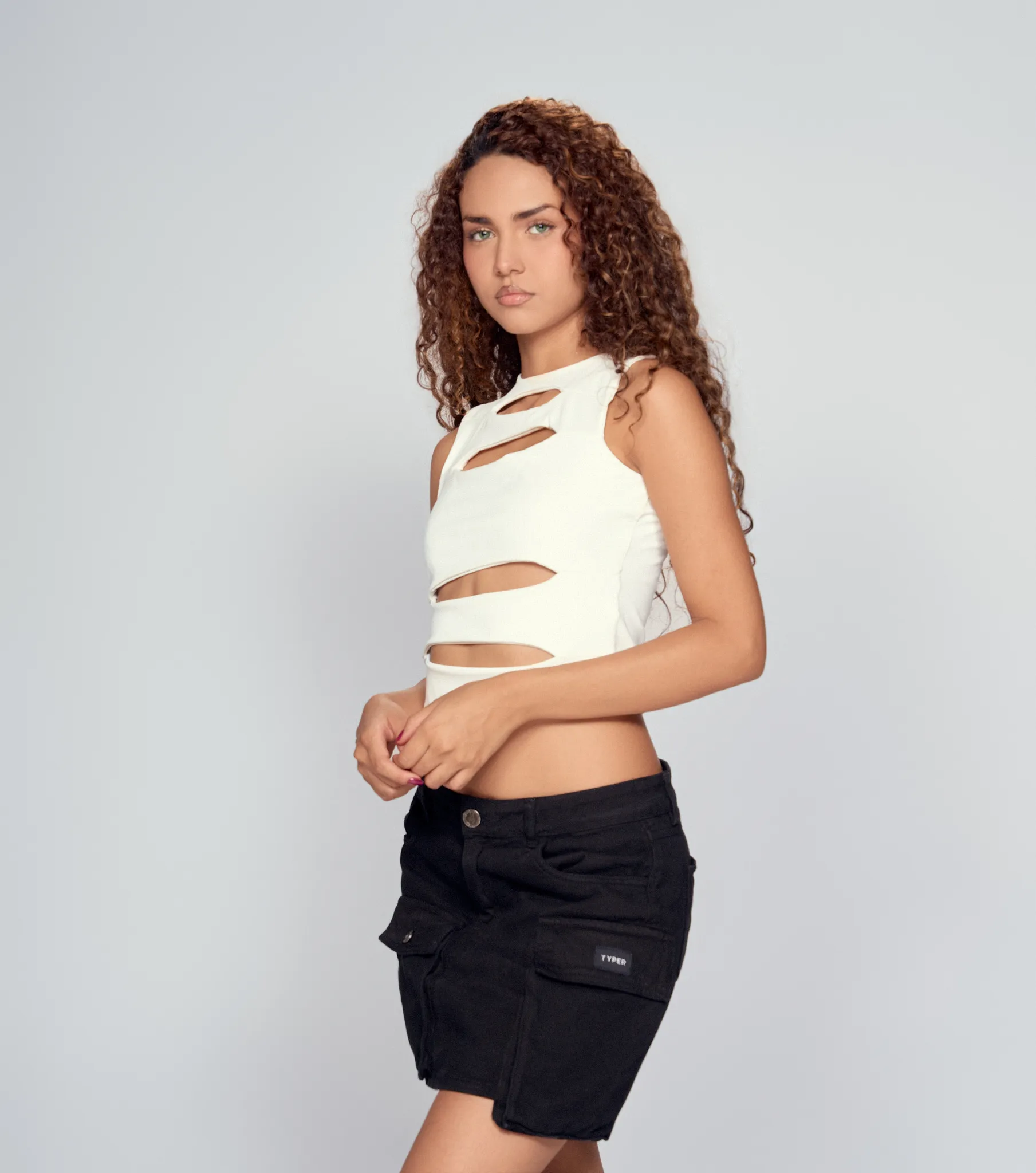 Luna Blusa Slimfit Con Aberturas Typer 834285 