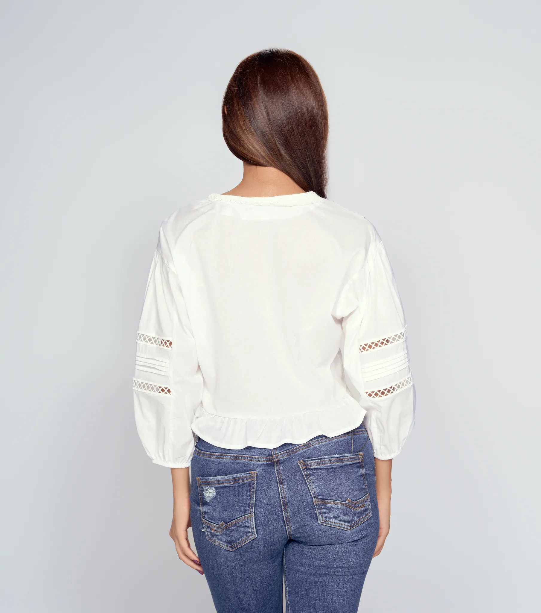 Luz Blusa Manga 3 4 Con Encajes Y Cortes Unser 832669 BL