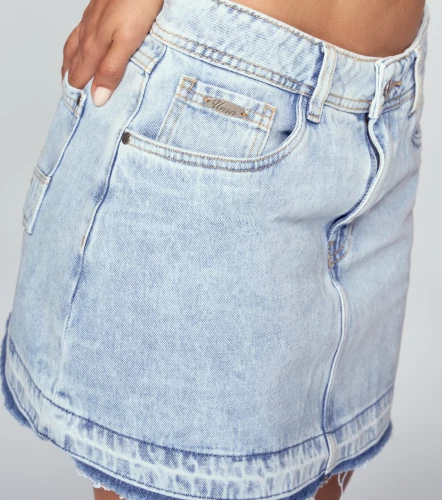 Maleja Falda Corta Con Bolsillos Y Proceso UnserAZ