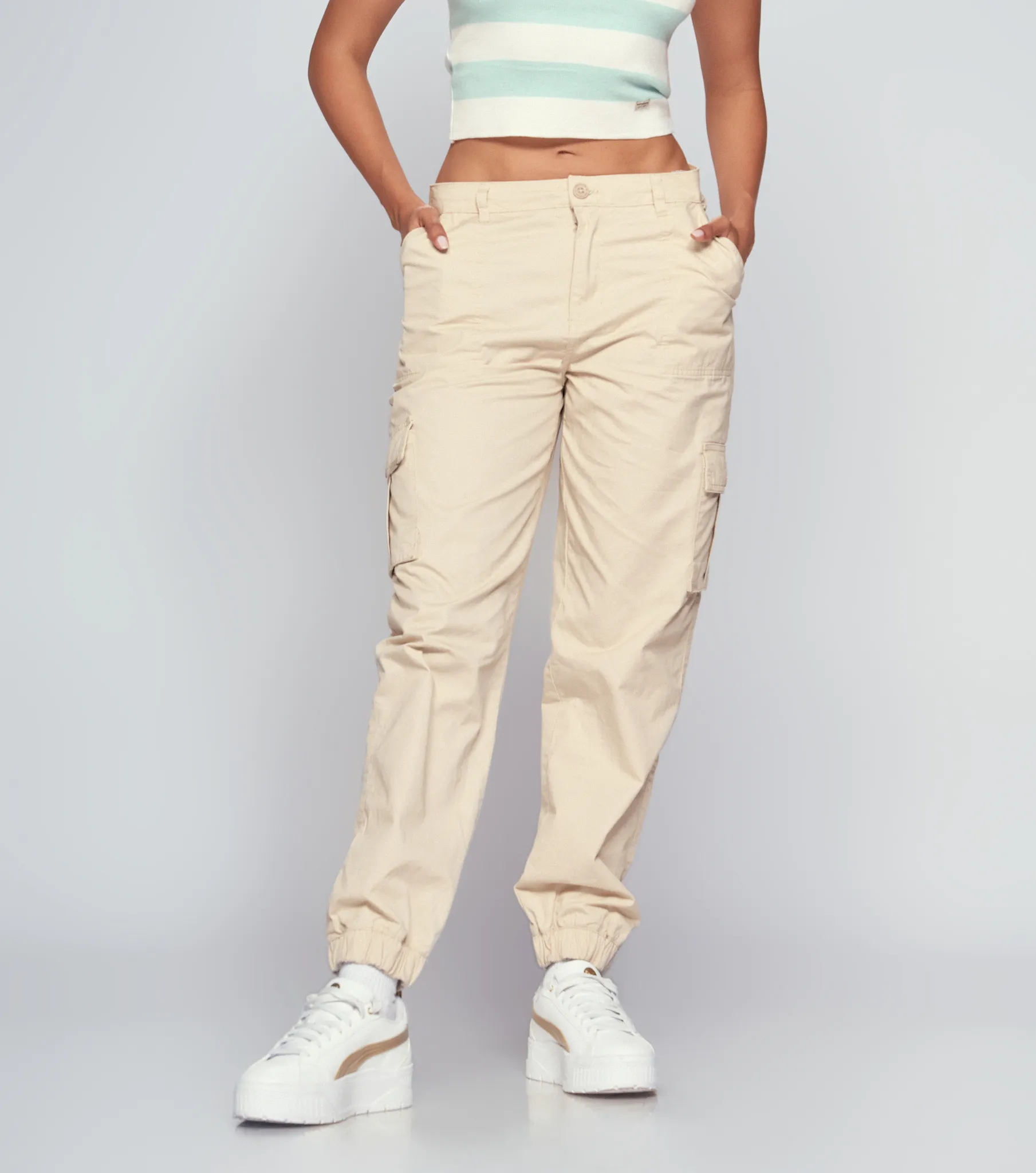 Paula Jogger Unicolor Con Bolsillos Tipo Cargo UnserKQ