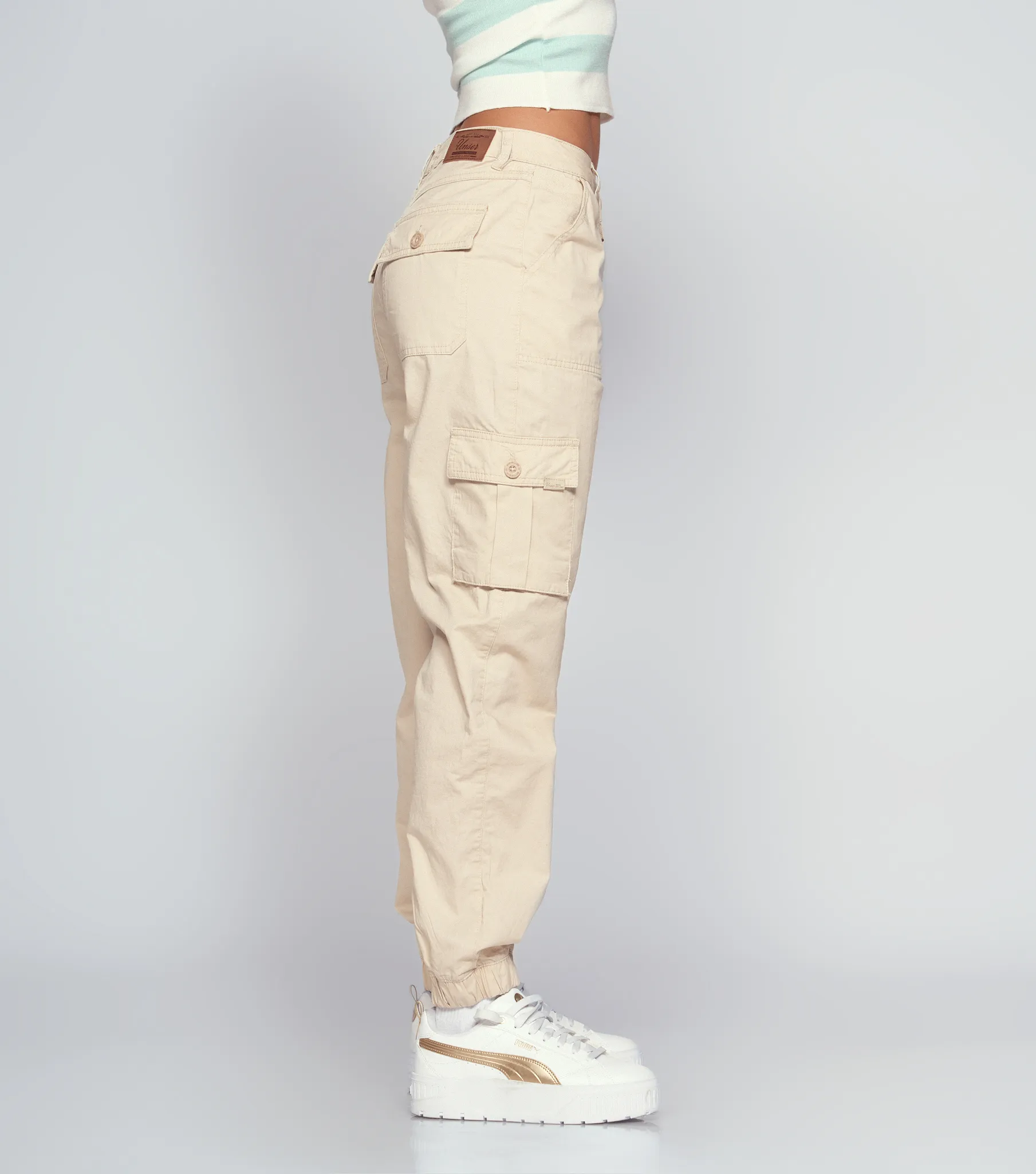 Paula Jogger Unicolor Con Bolsillos Tipo Cargo Unser 834442 KQ