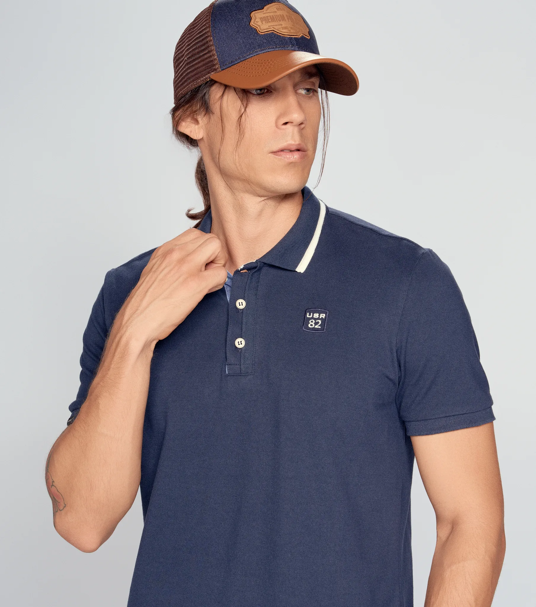 Polo Para Hombre Unicolor Molderia Comfort Manga Corta Unser 835108 AZ