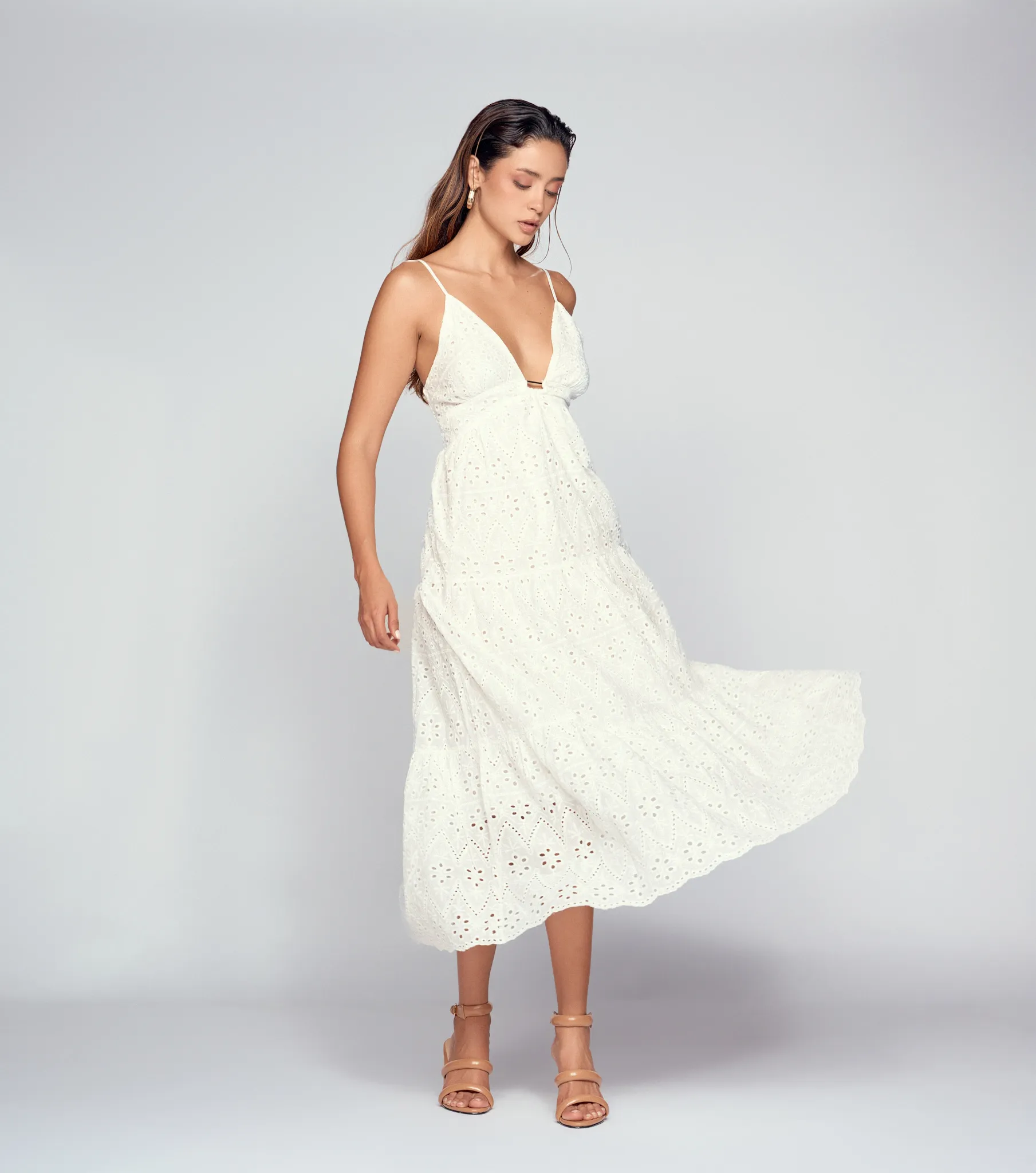 Vestido En Ojalillo Unicolor Derek 833379 BL