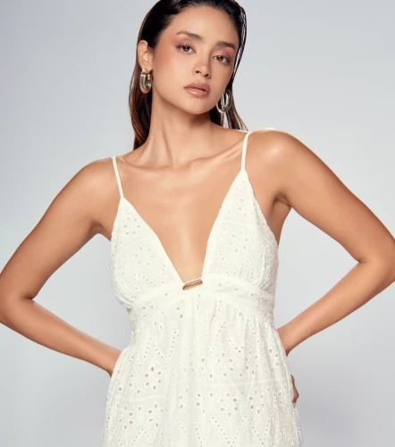 Vestido En Ojalillo Unicolor DerekBL