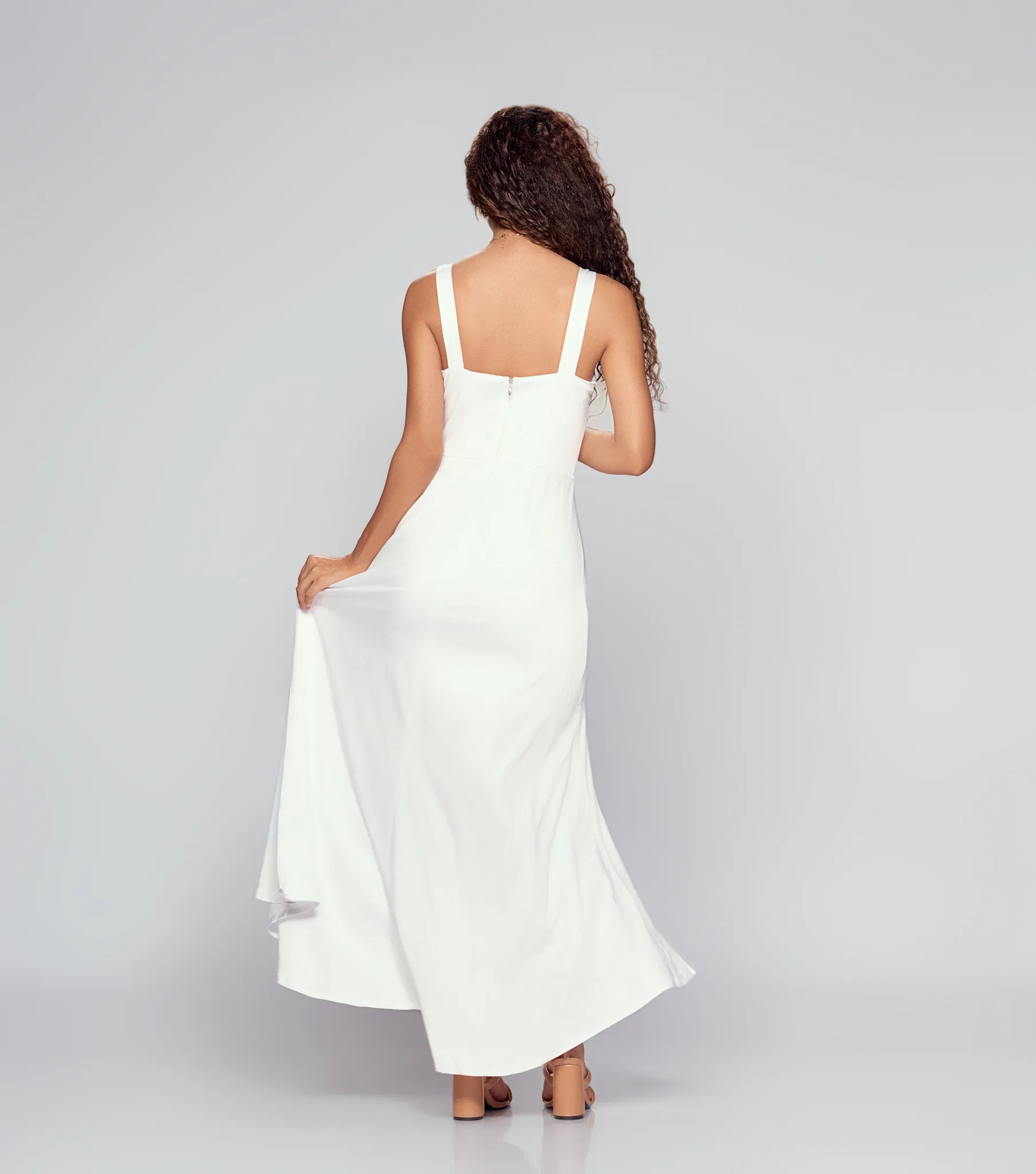 Vestido Para Mujer Con Cortes Unicolor Ariadne Derek 834779 BL